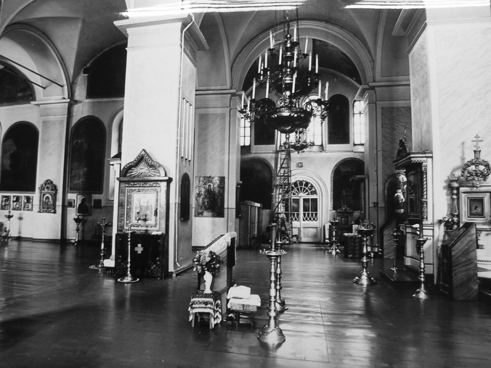 Интерьер Богоявленского собора Вышнего Волочка, 1980-е гг.